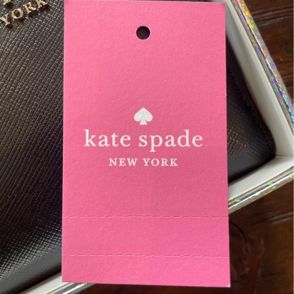 kate spade boxed small L zip bifold wallet in black Soffiano leather NWT - Picture 4 of 5